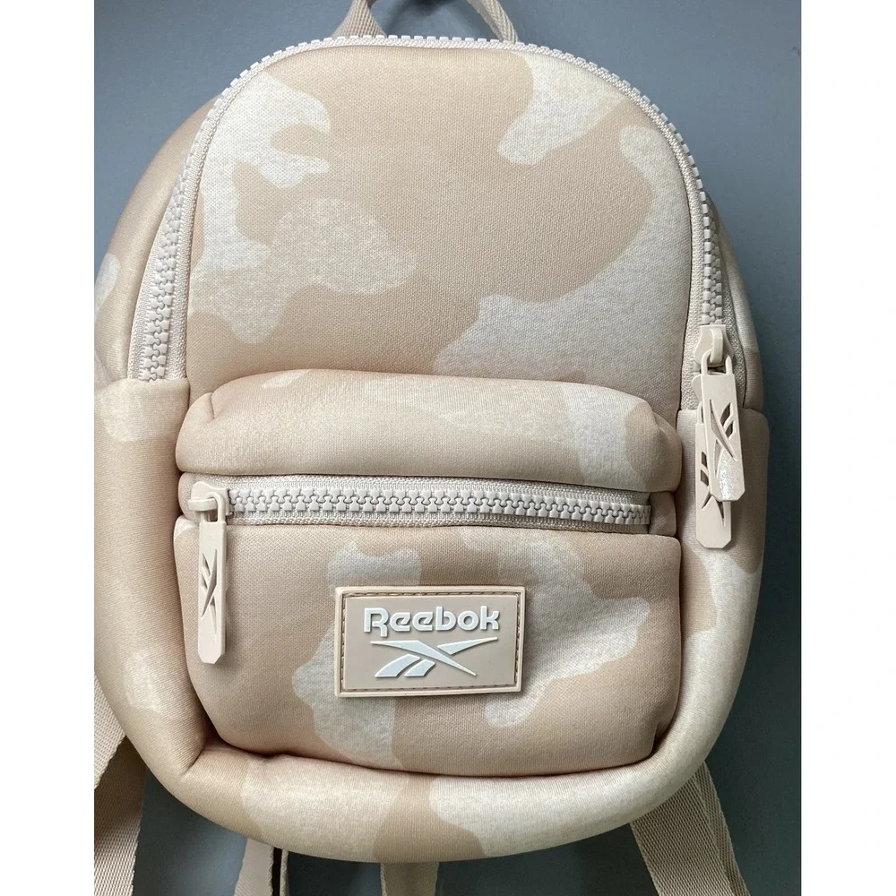 Reebok Align Womens/girls Mini Backpack in Oatmeal Mauve‎ Camo. NWOT 9x8.5x3